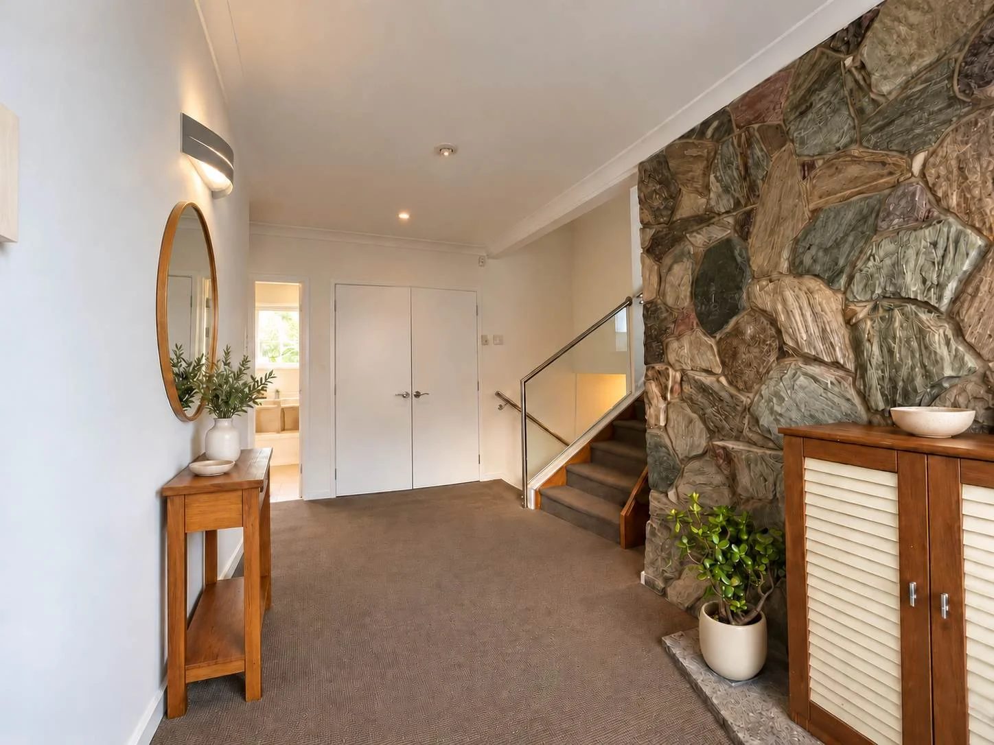 14 Tropicana Drive, Mount Roskill, photo 7