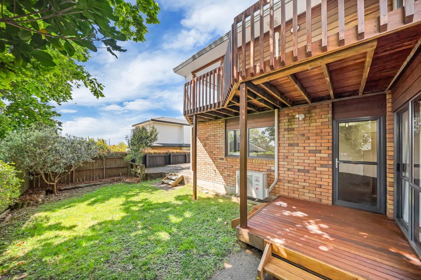 2/30 Abbotts Way, Remuera, photo 2