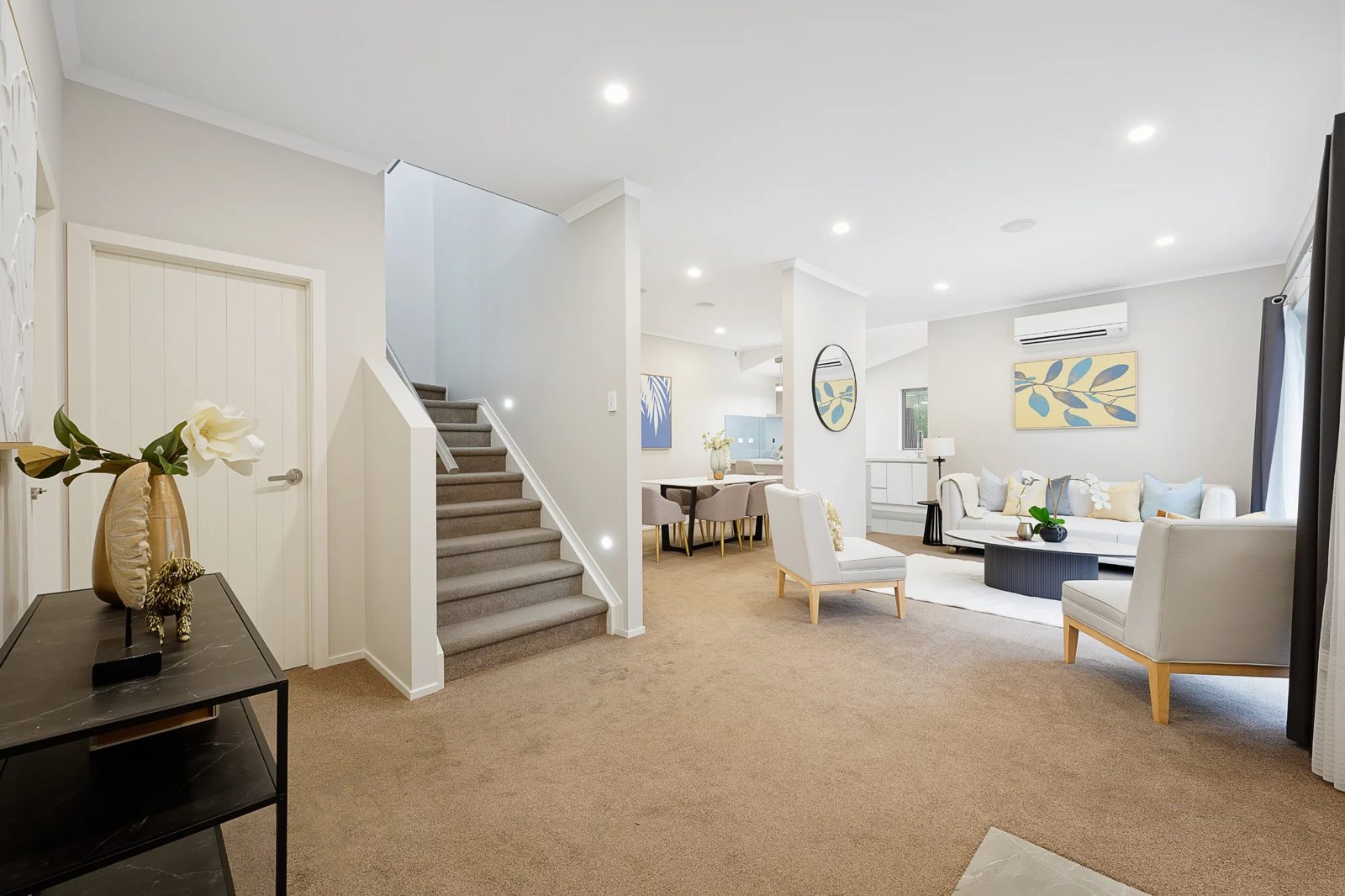 61A Simpson Road, Ranui, photo 6