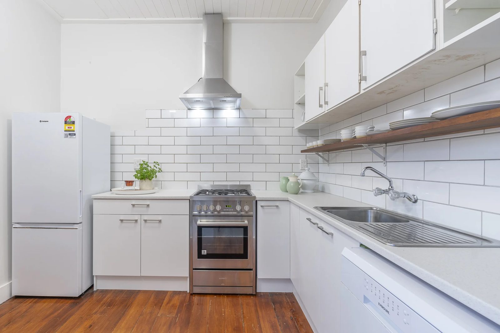 8 Barrington Road, Grey Lynn, photo 9