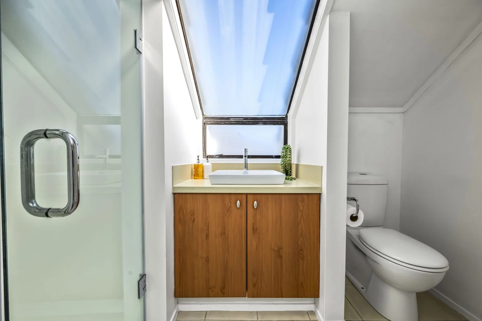 2/13 Saltburn Road, Milford, photo 7