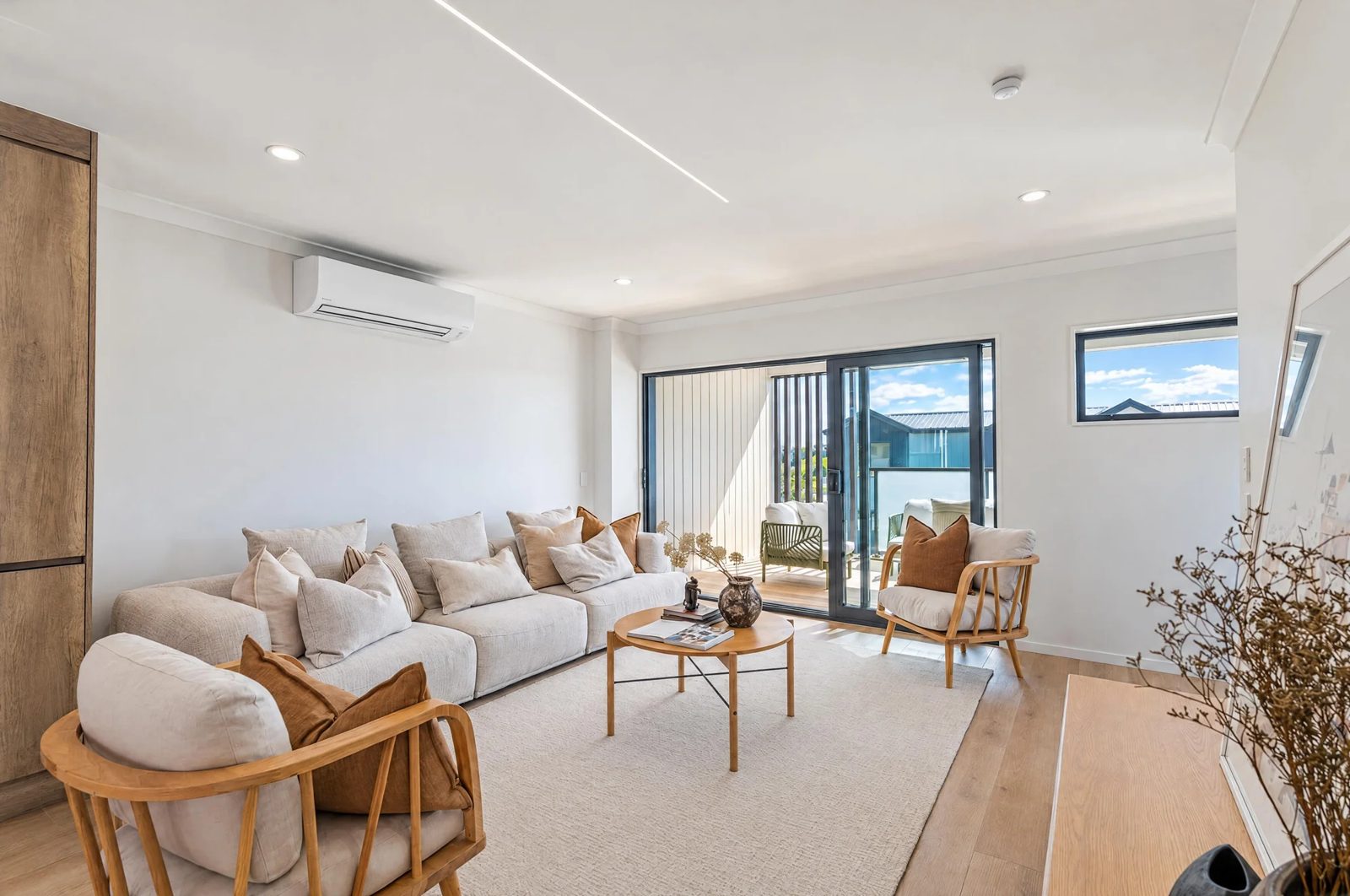 2/92 Freeland Avenue, Mount Roskill, photo 3