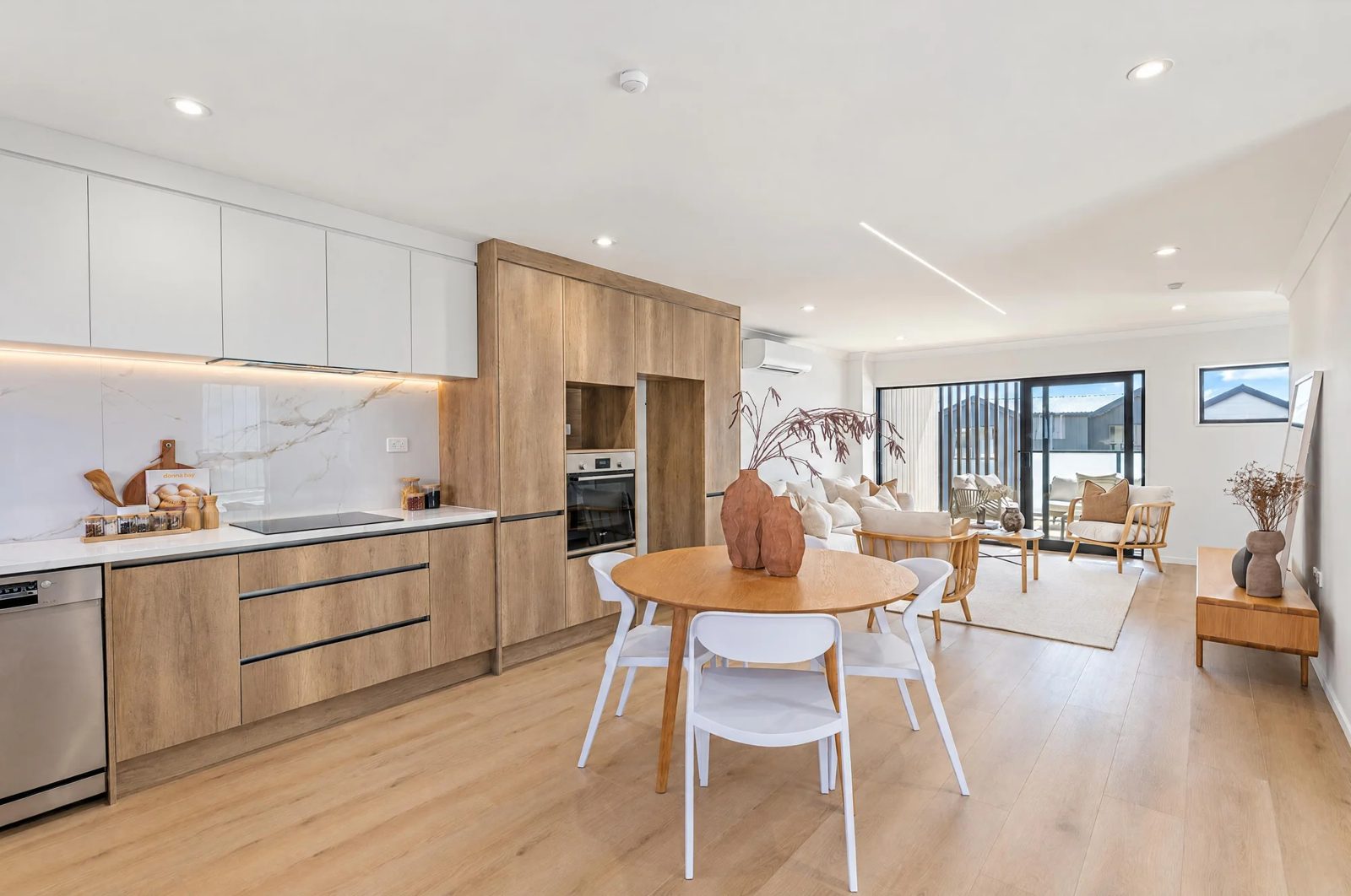 2/92 Freeland Avenue, Mount Roskill, photo 4