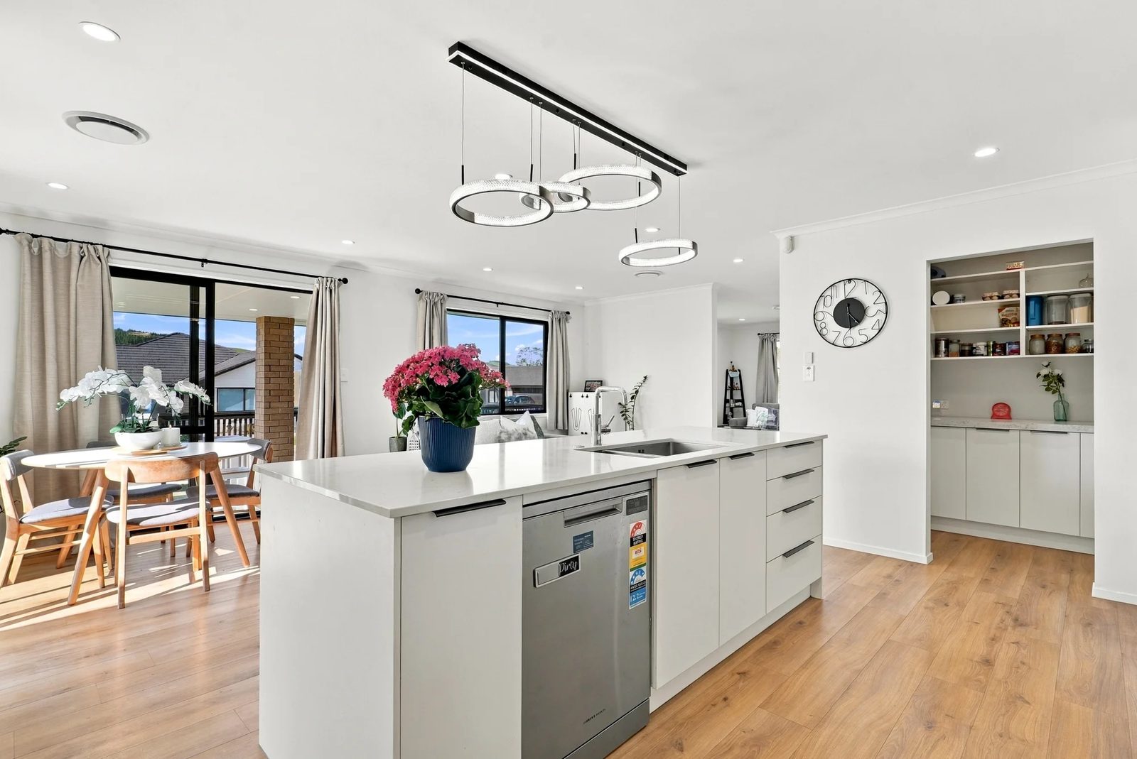 12 Awa Avenue, Helensville, photo 9