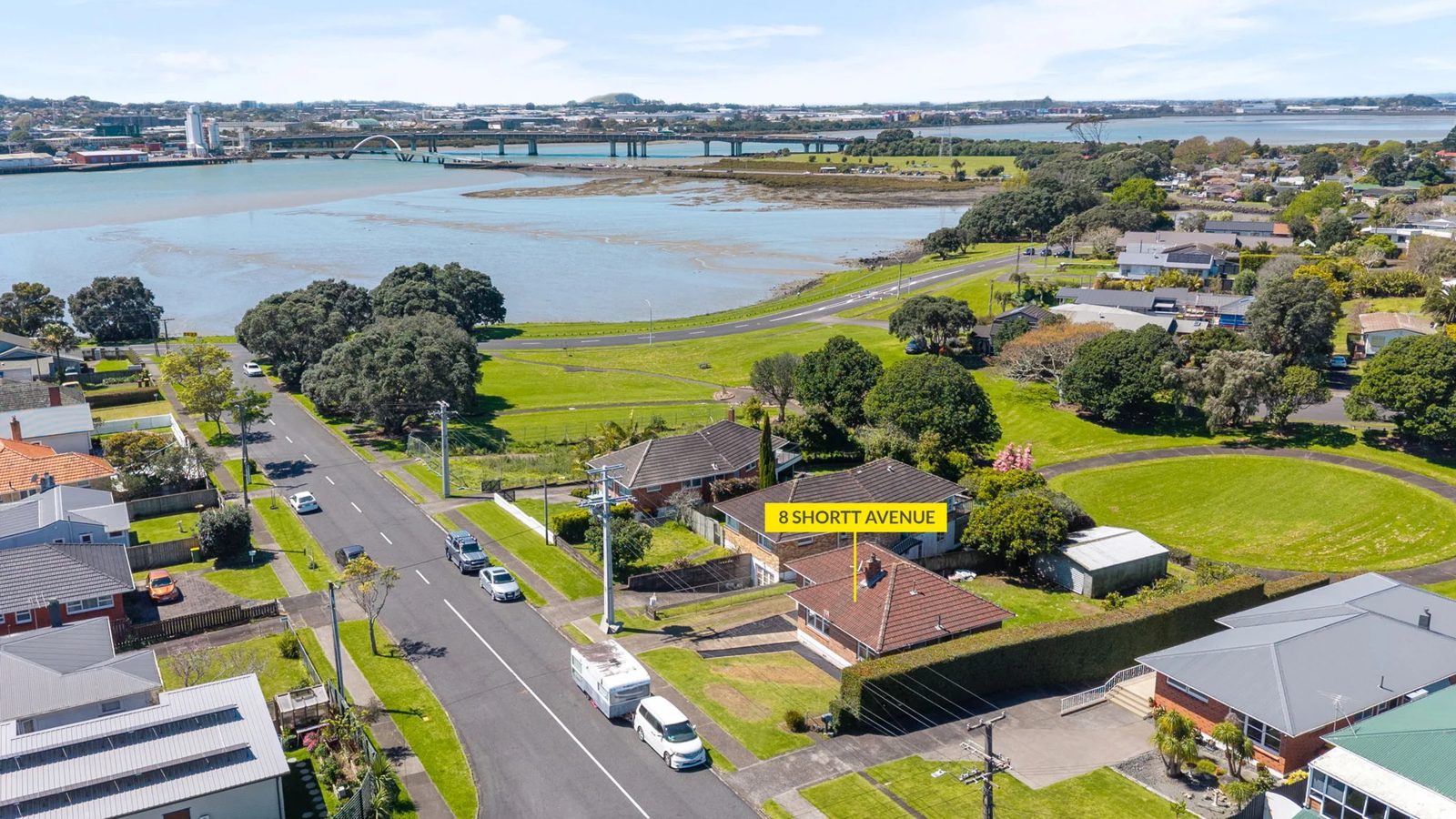 8 Shortt Avenue, Mangere Bridge, photo 10