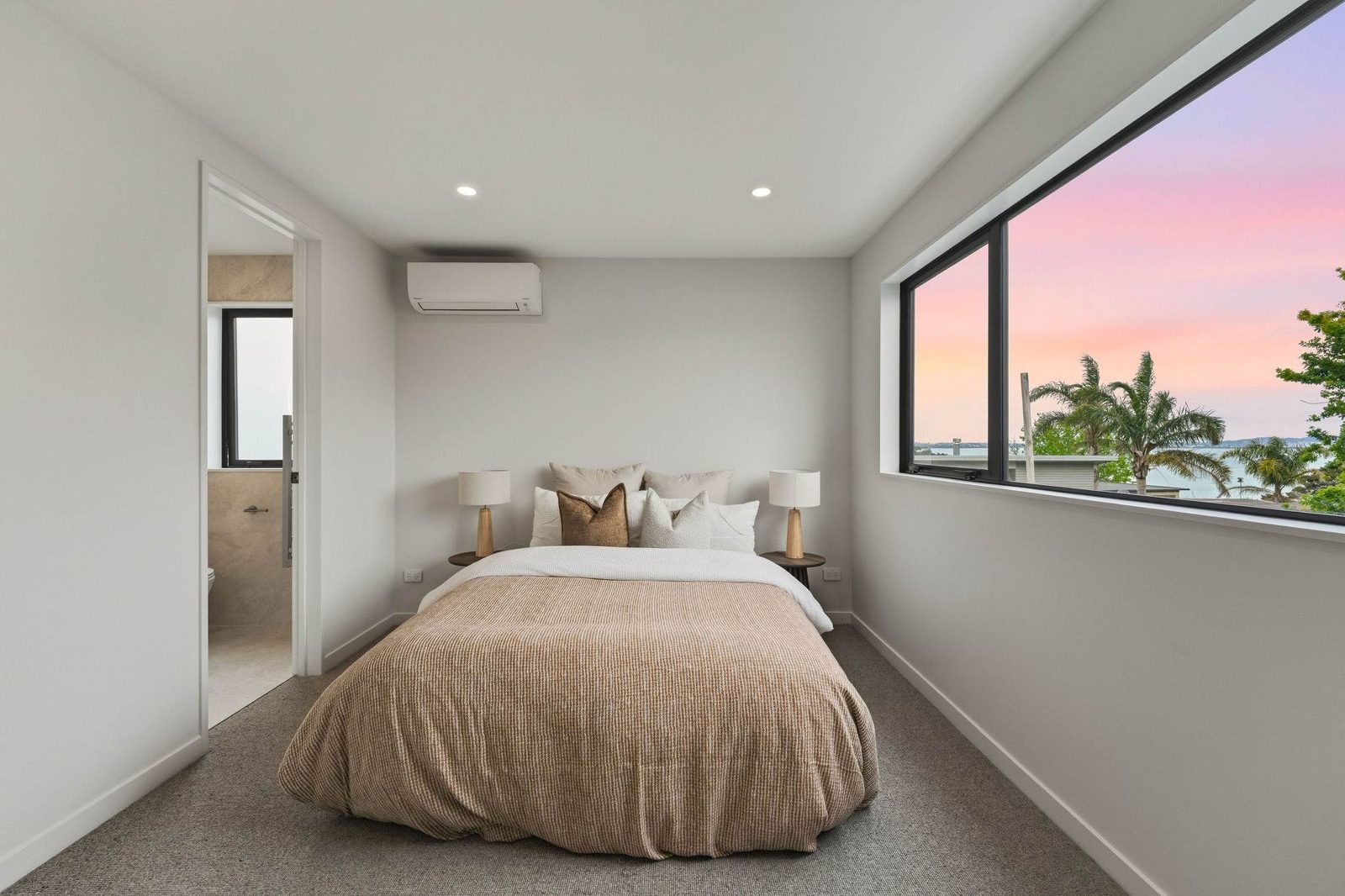 28E Dakota Avenue, Beach Haven, photo 4