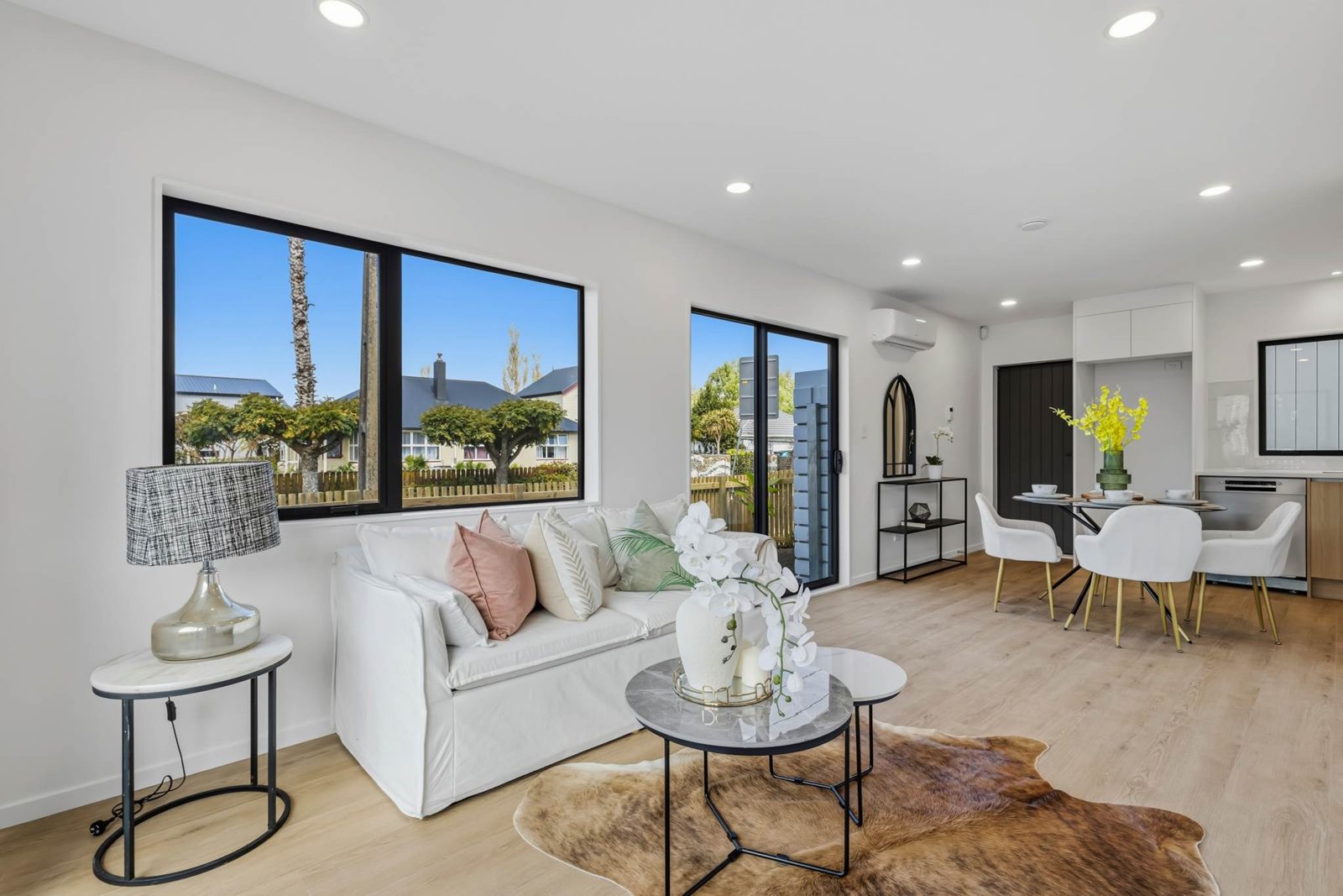 22 Alamein Road, Panmure, photo 13