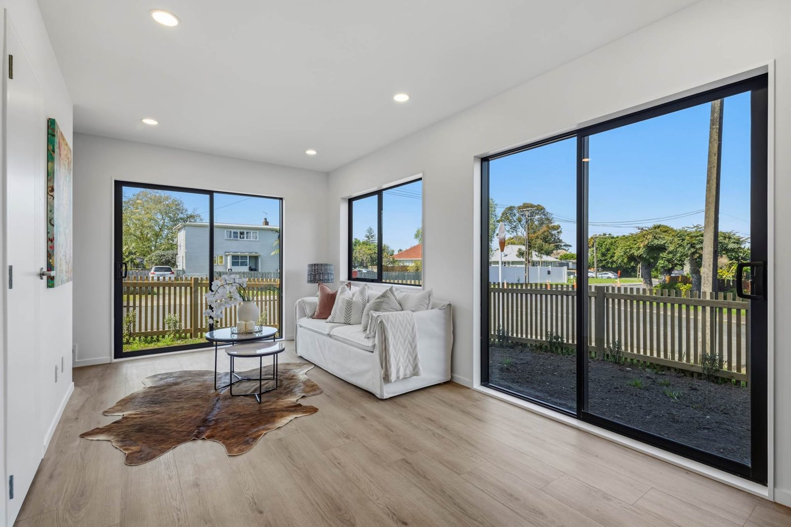 22 Alamein Road, Panmure, photo 3