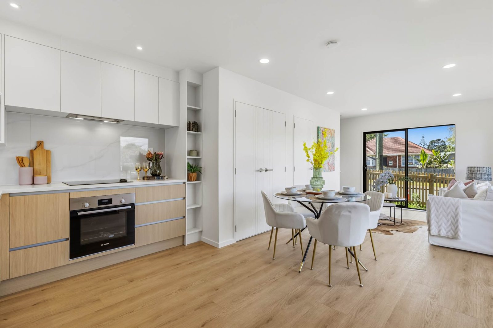 22 Alamein Road, Panmure, photo 4