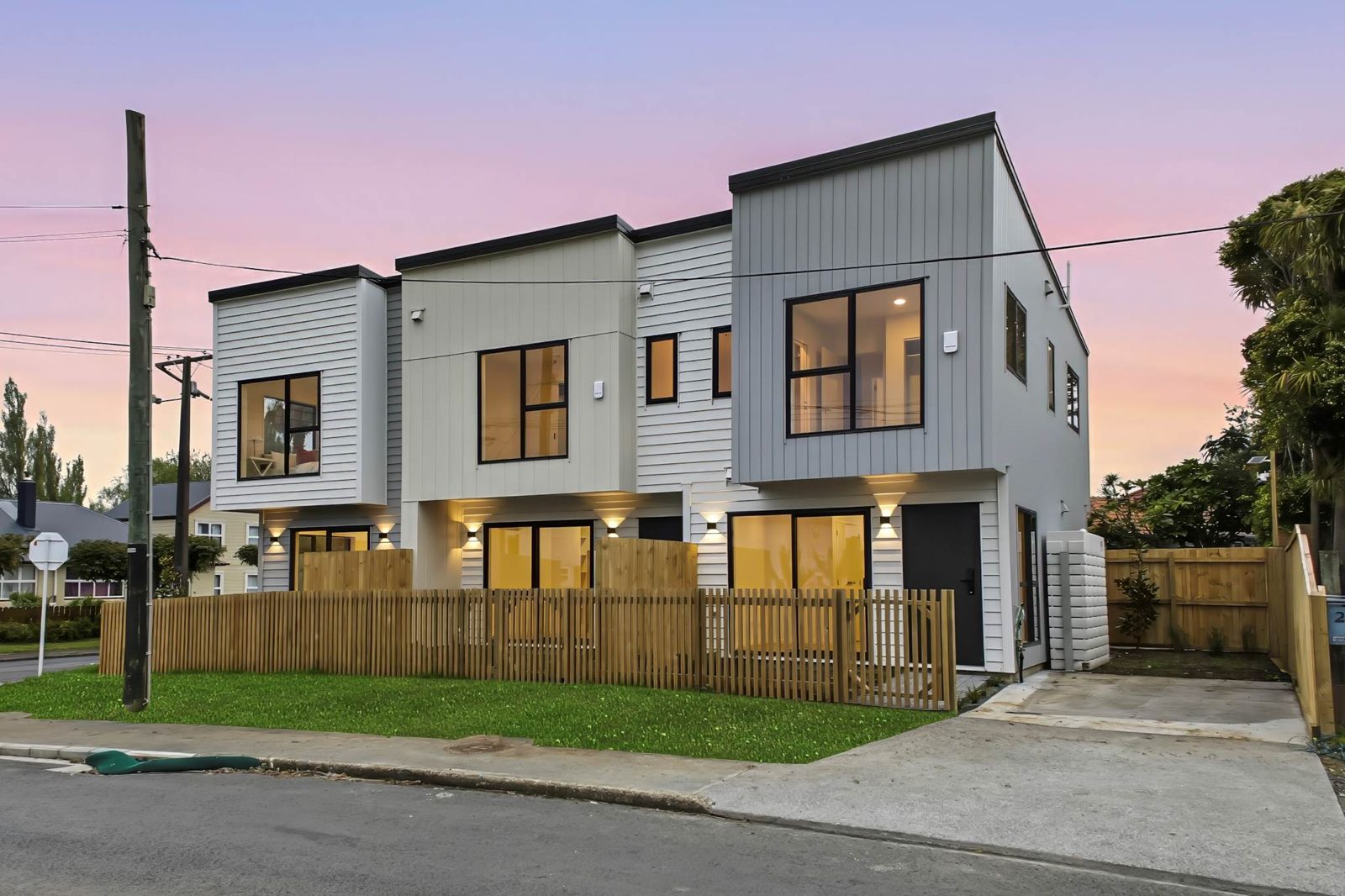 22 Alamein Road, Panmure, photo 6