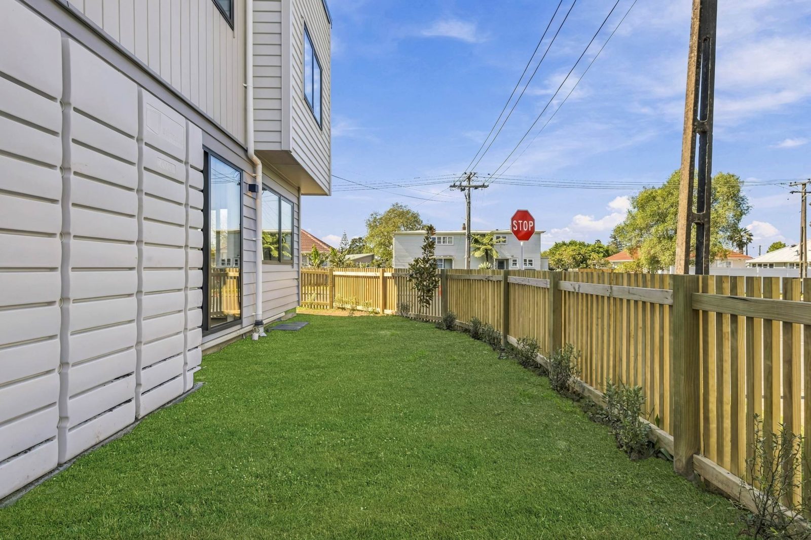 22 Alamein Road, Panmure, photo 10