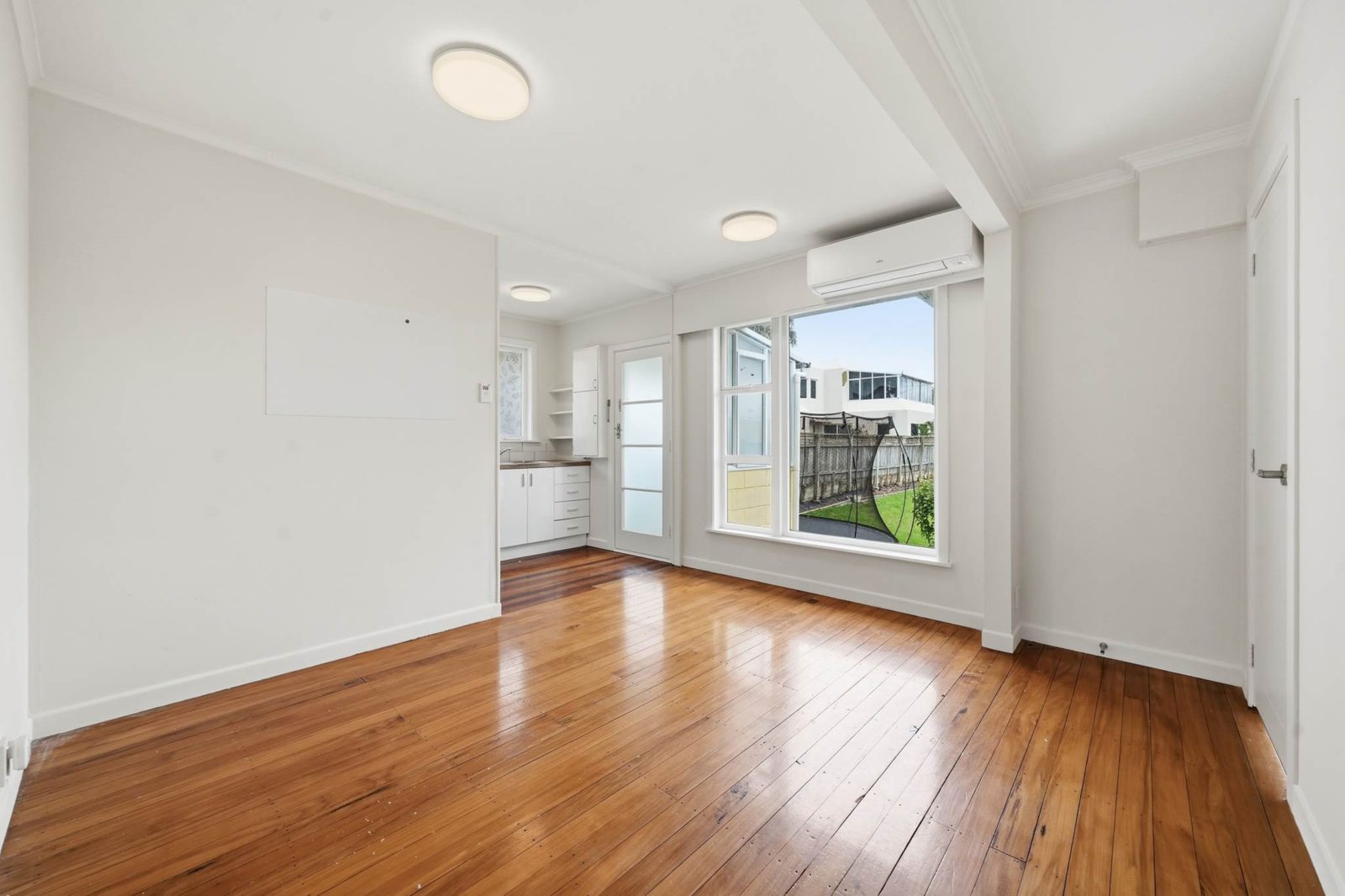 43 Clovelly Road, Bucklands Beach, photo 4