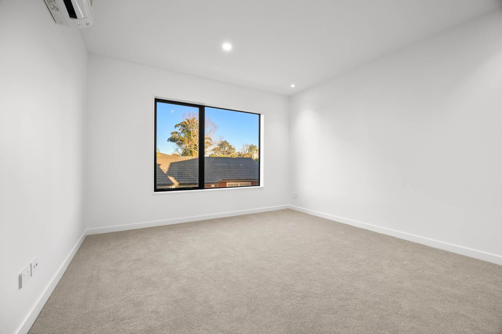 31B&31C Akoranga Drive, Northcote, photo 9