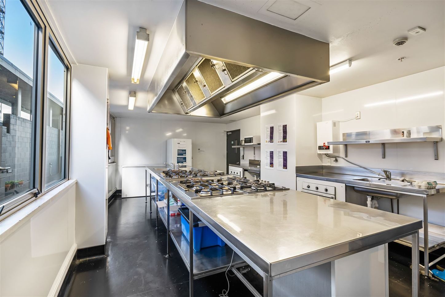 712/133 Beach Road, Auckland Central, photo 2