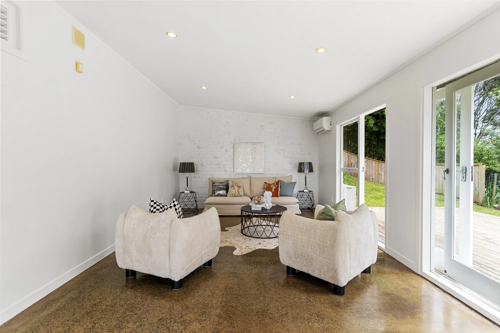 246 Glengarry Road, Glen Eden, photo 6