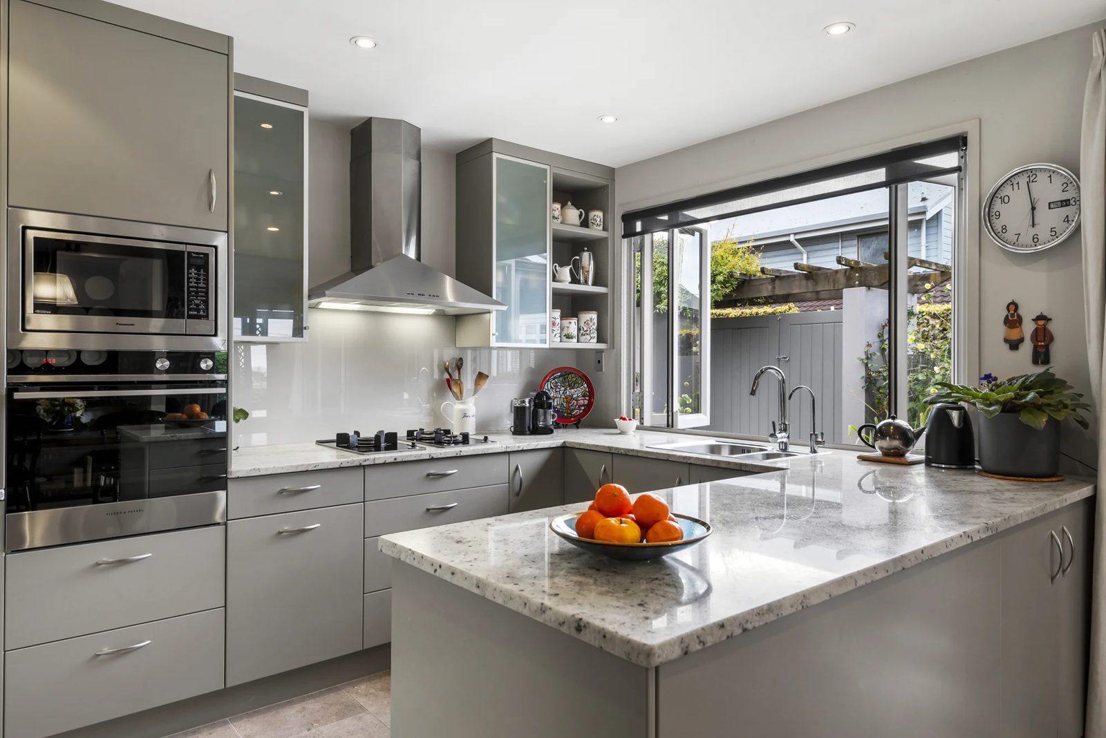 8 Beacholm Road, Takapuna, photo 6