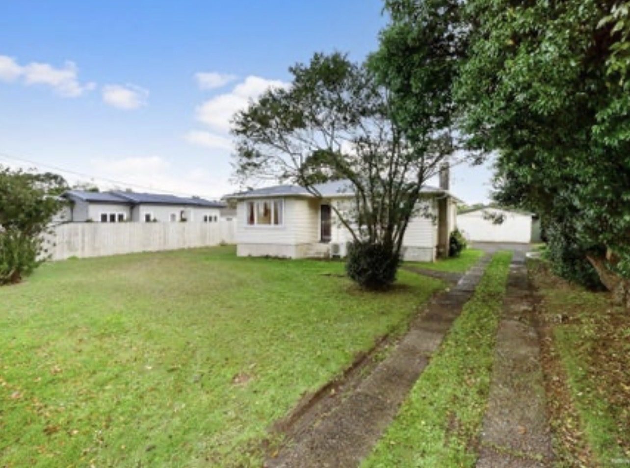 15 Ranui Station Road, Ranui, photo 1