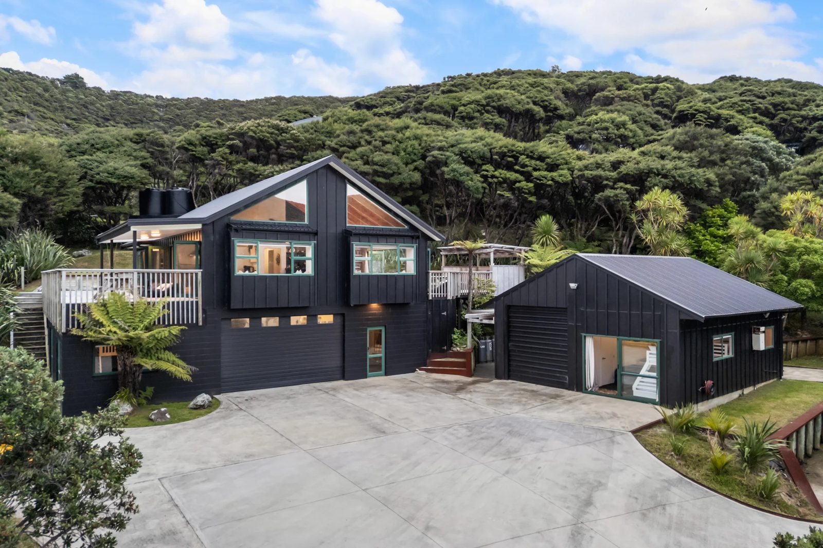 349 Blind Bay Road, Great Barrier Island, photo 3