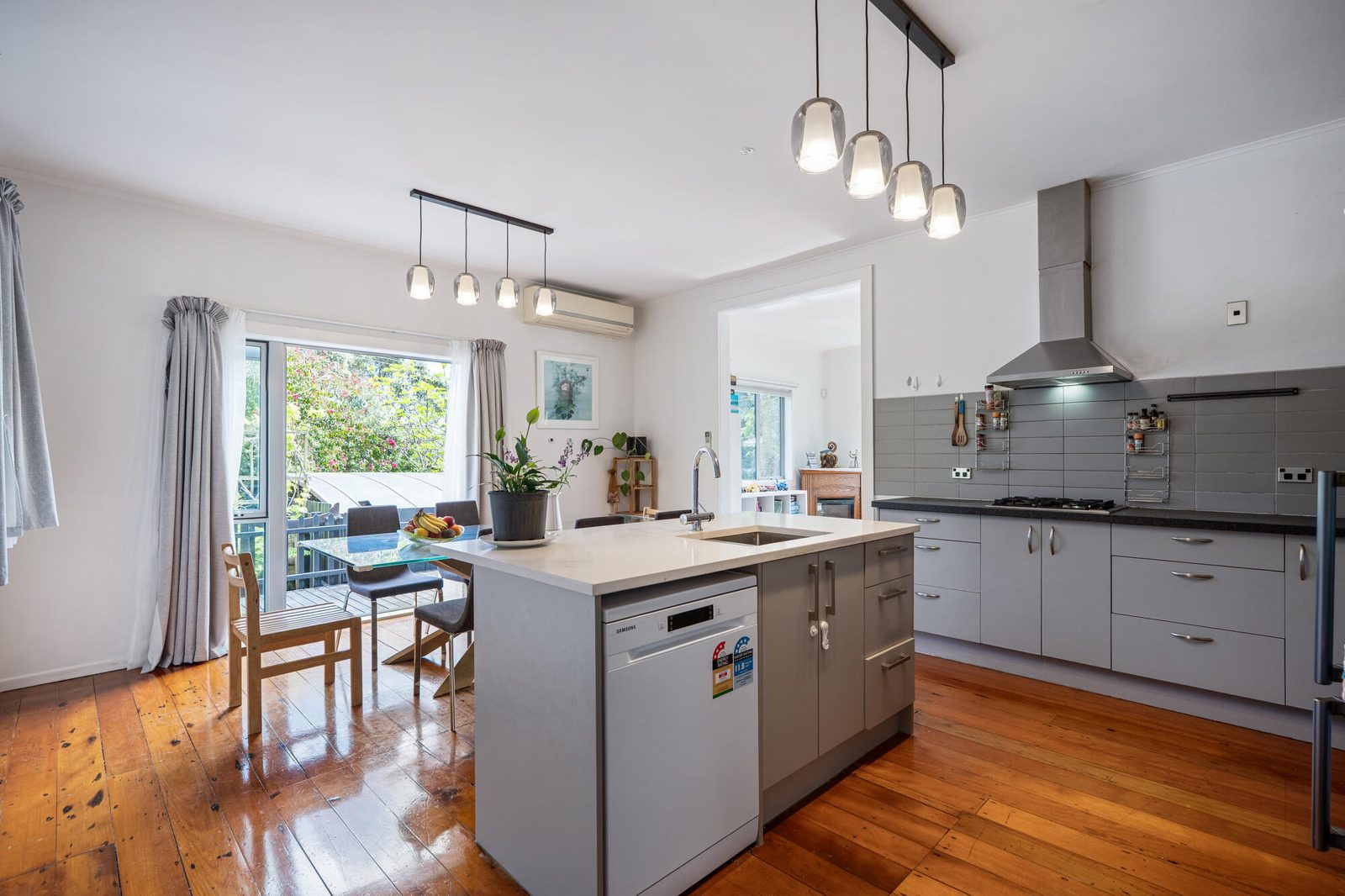 21 Archers Road, Hillcrest, photo 5