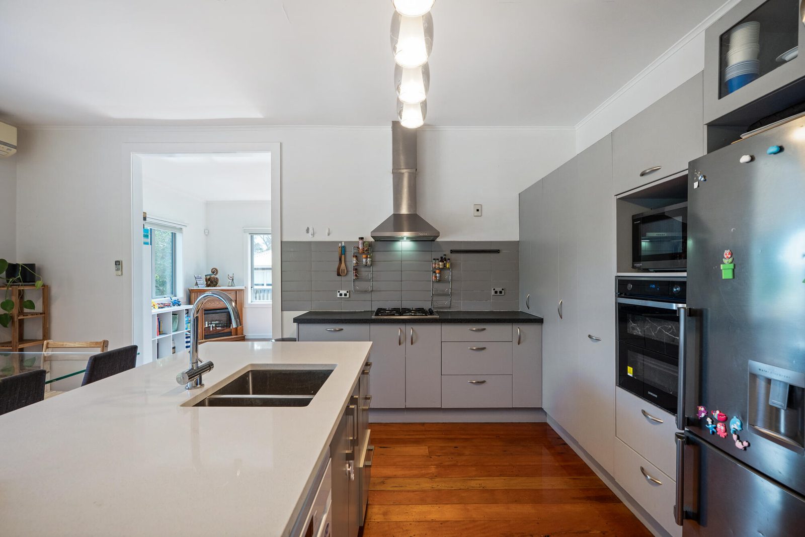 21 Archers Road, Hillcrest, photo 8