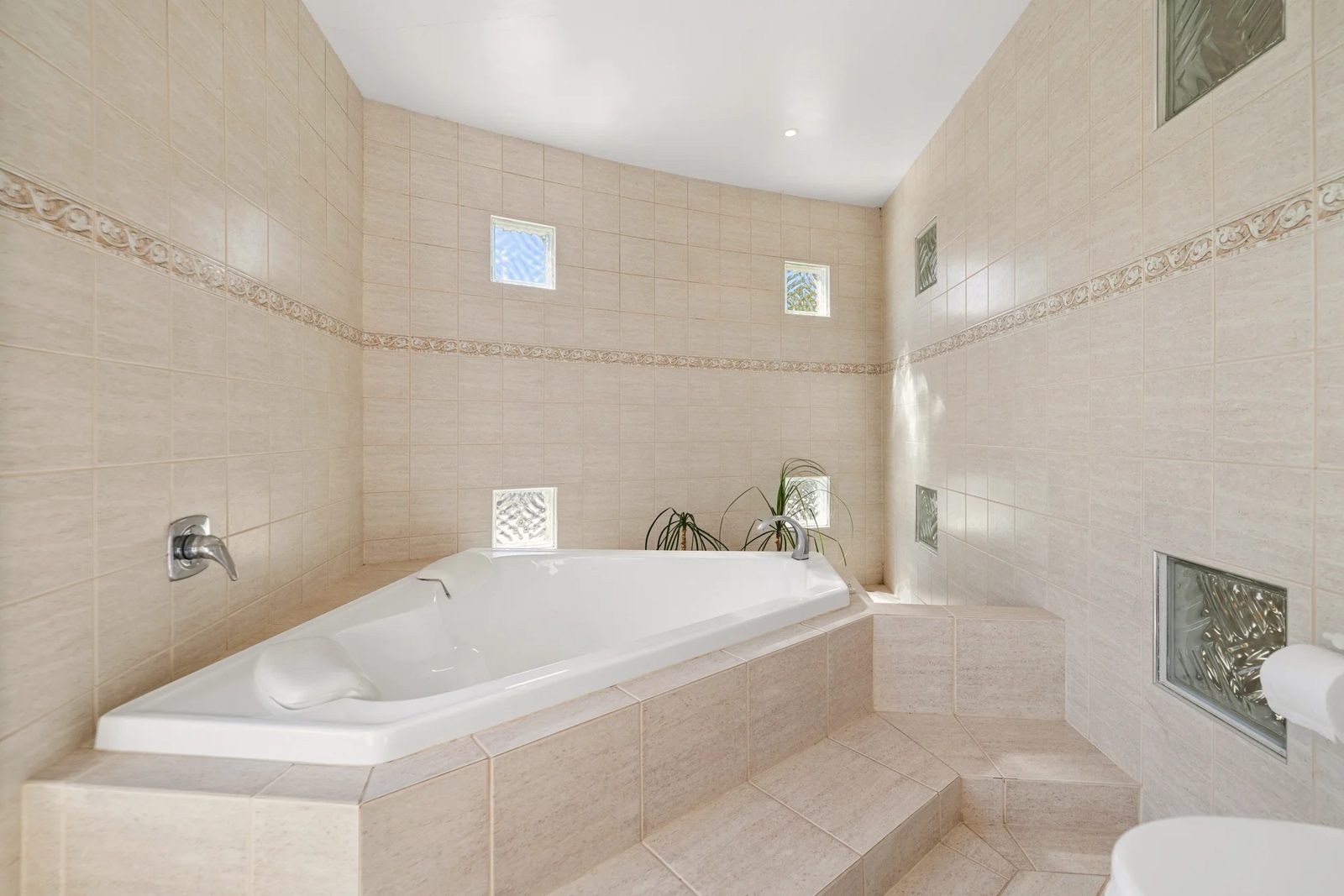 77 Fitzwilliam Drive, Torbay, photo 16