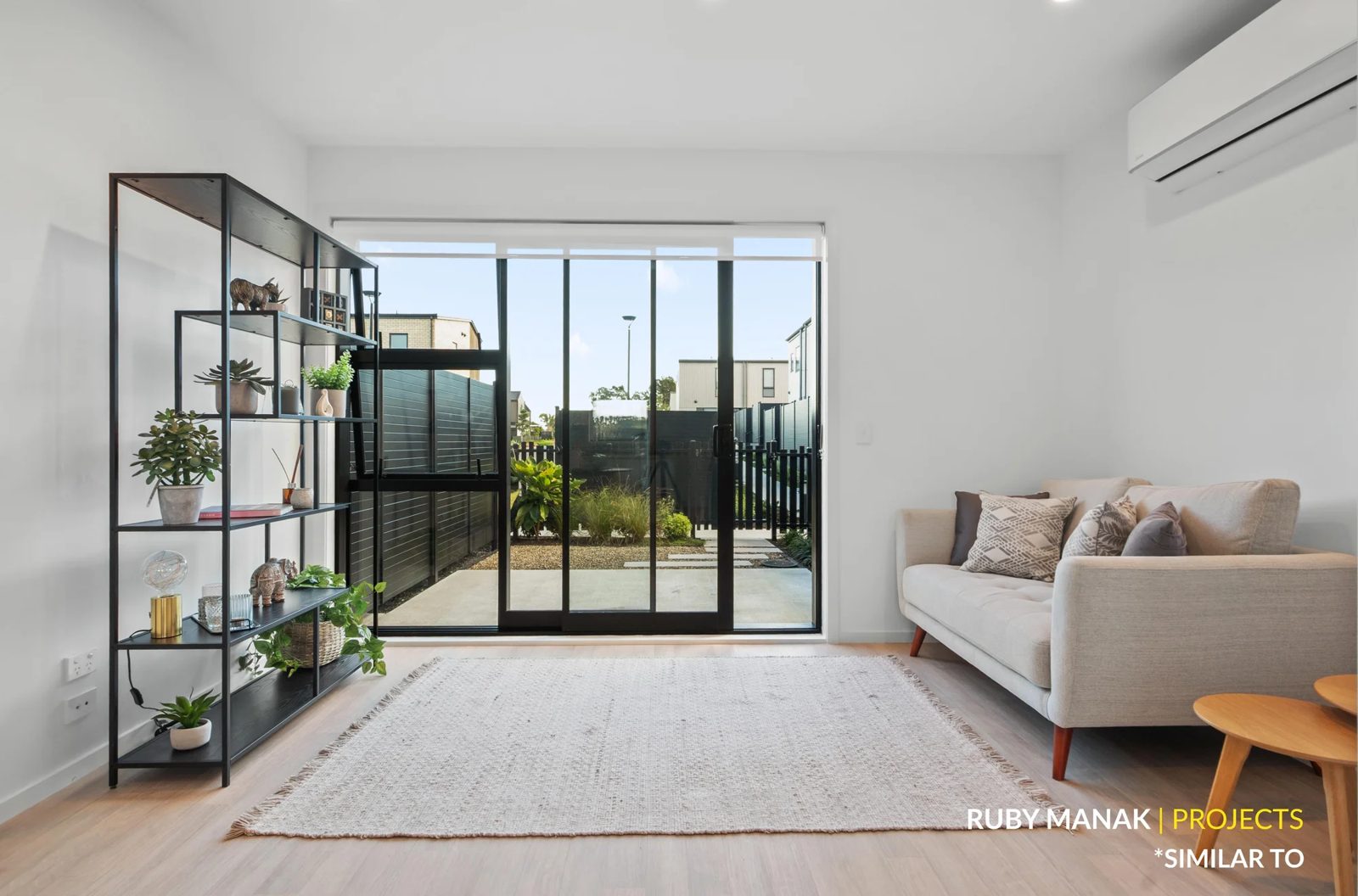 5 Erina Road, Wiri, photo 2