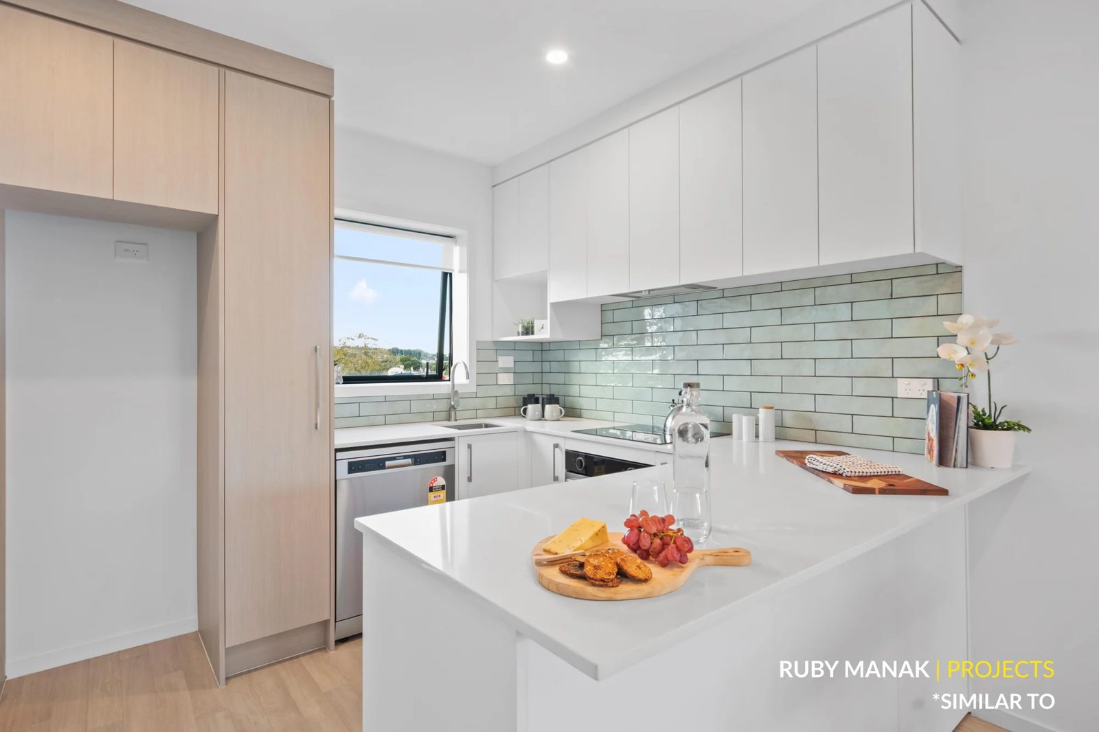5 Erina Road, Wiri, photo 8