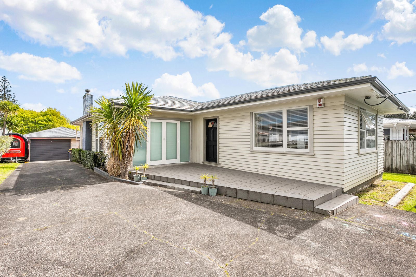 118 Taikata Road, Te Atatu Peninsula, photo 15