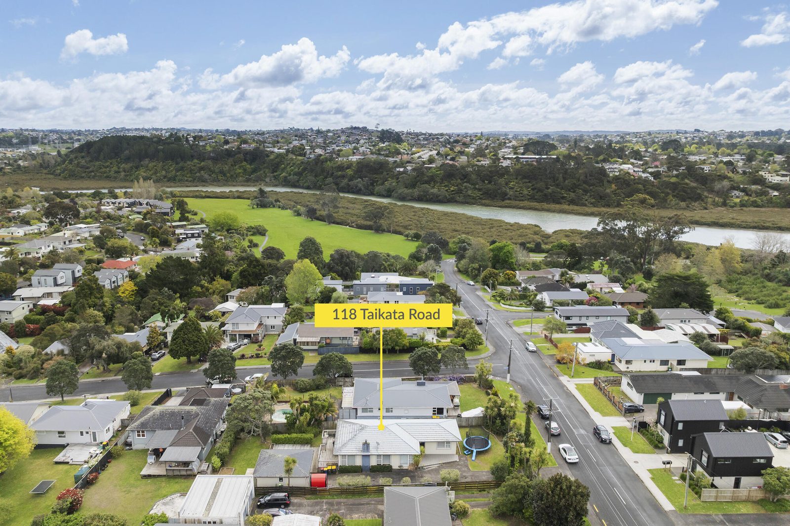 118 Taikata Road, Te Atatu Peninsula, photo 16