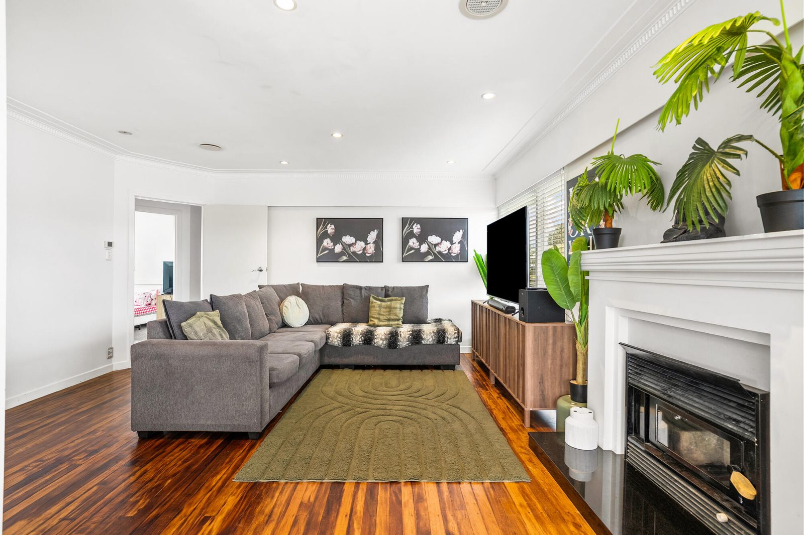 118 Taikata Road, Te Atatu Peninsula, photo 3