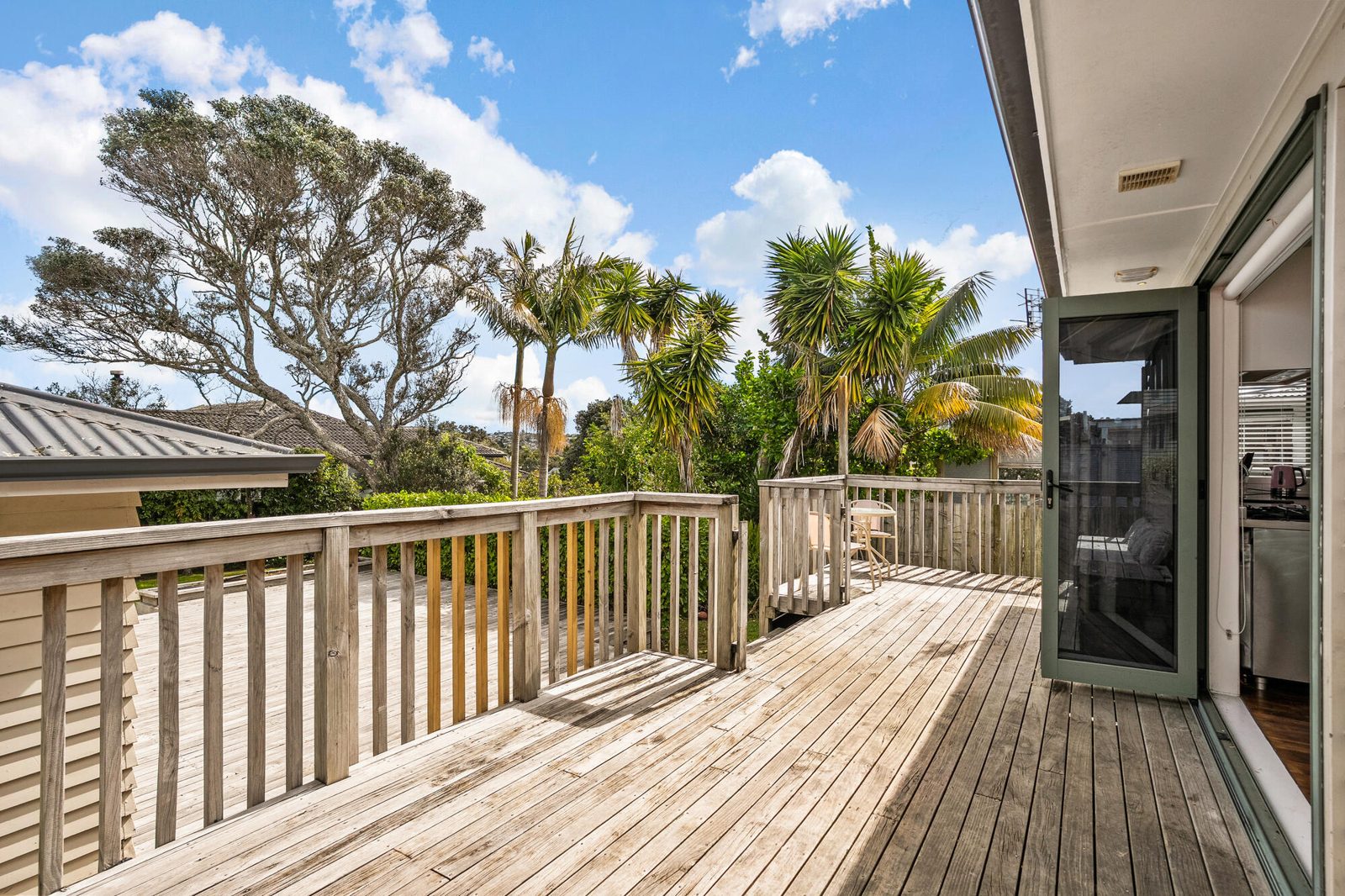 118 Taikata Road, Te Atatu Peninsula, photo 6
