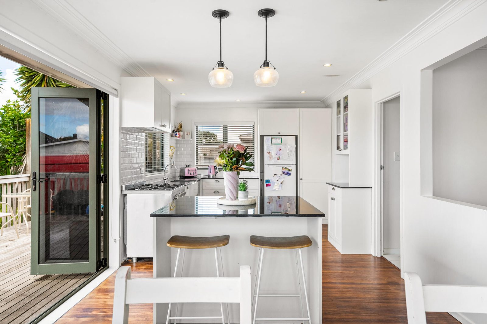 118 Taikata Road, Te Atatu Peninsula, photo 7