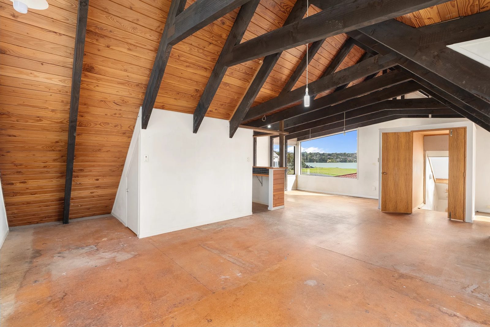84 Kiwi Esplanade, Mangere Bridge, photo 10