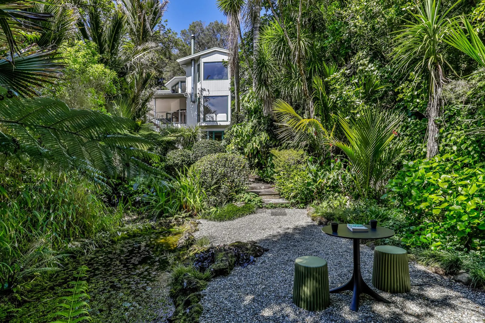 632 South Titirangi Road, Titirangi, photo 1