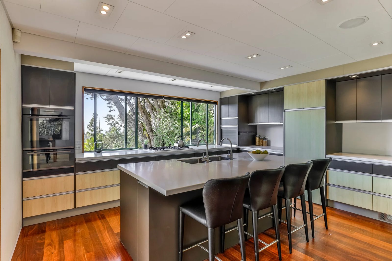 632 South Titirangi Road, Titirangi, photo 4