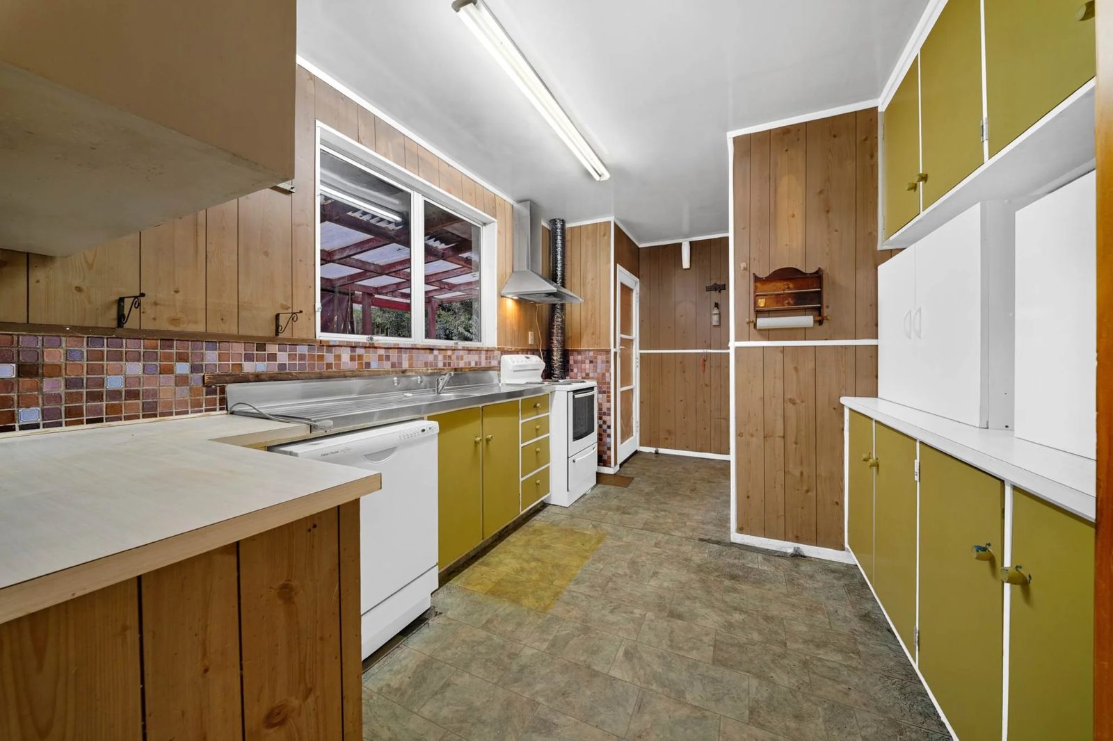 60 Chilcott Road, Henderson, photo 4