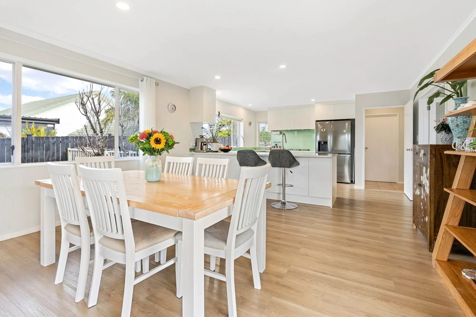 22 Windfall Grove, Greenhithe, photo 8