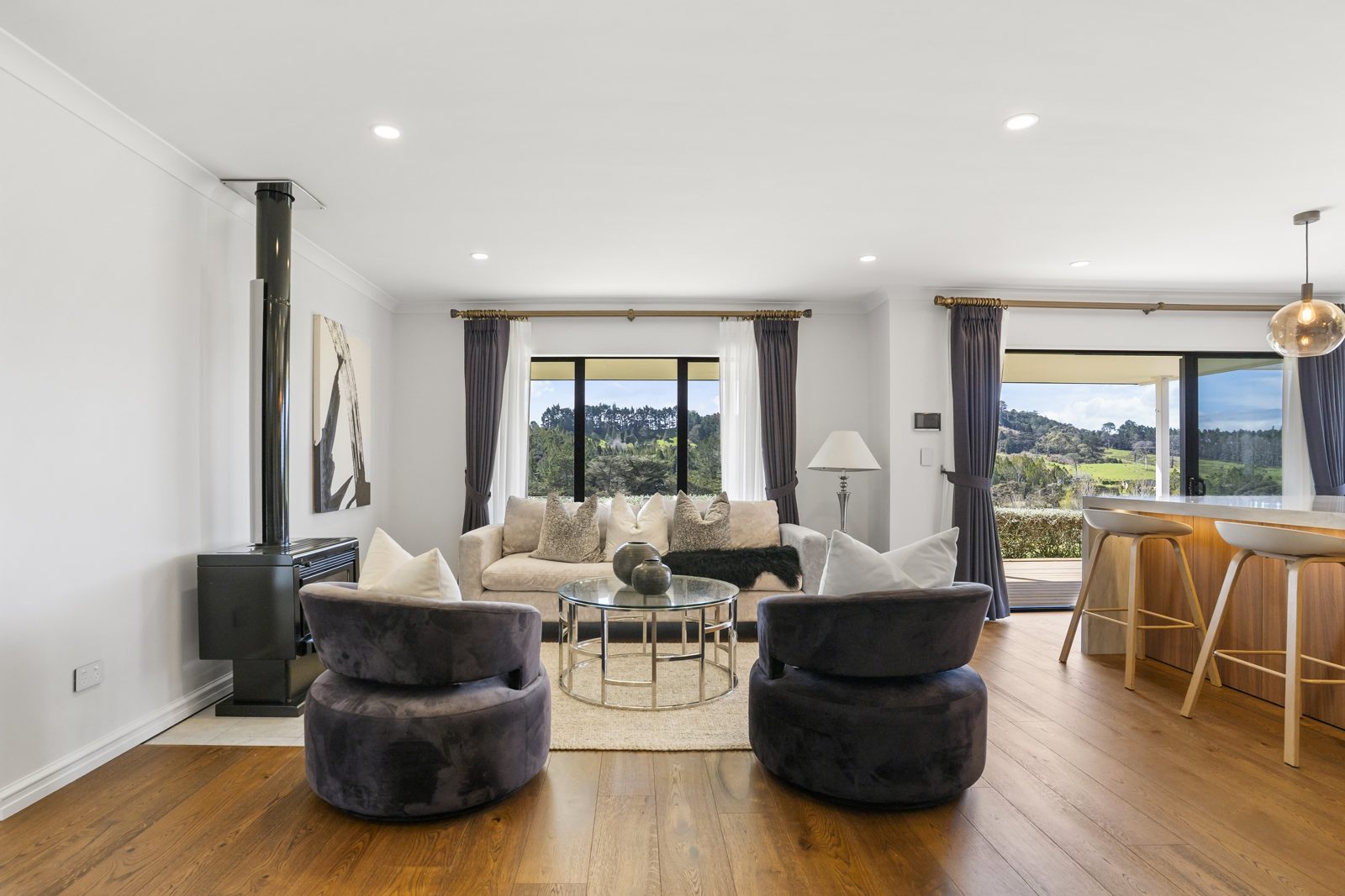 384 Pine Valley Road, Dairy Flat, photo 2