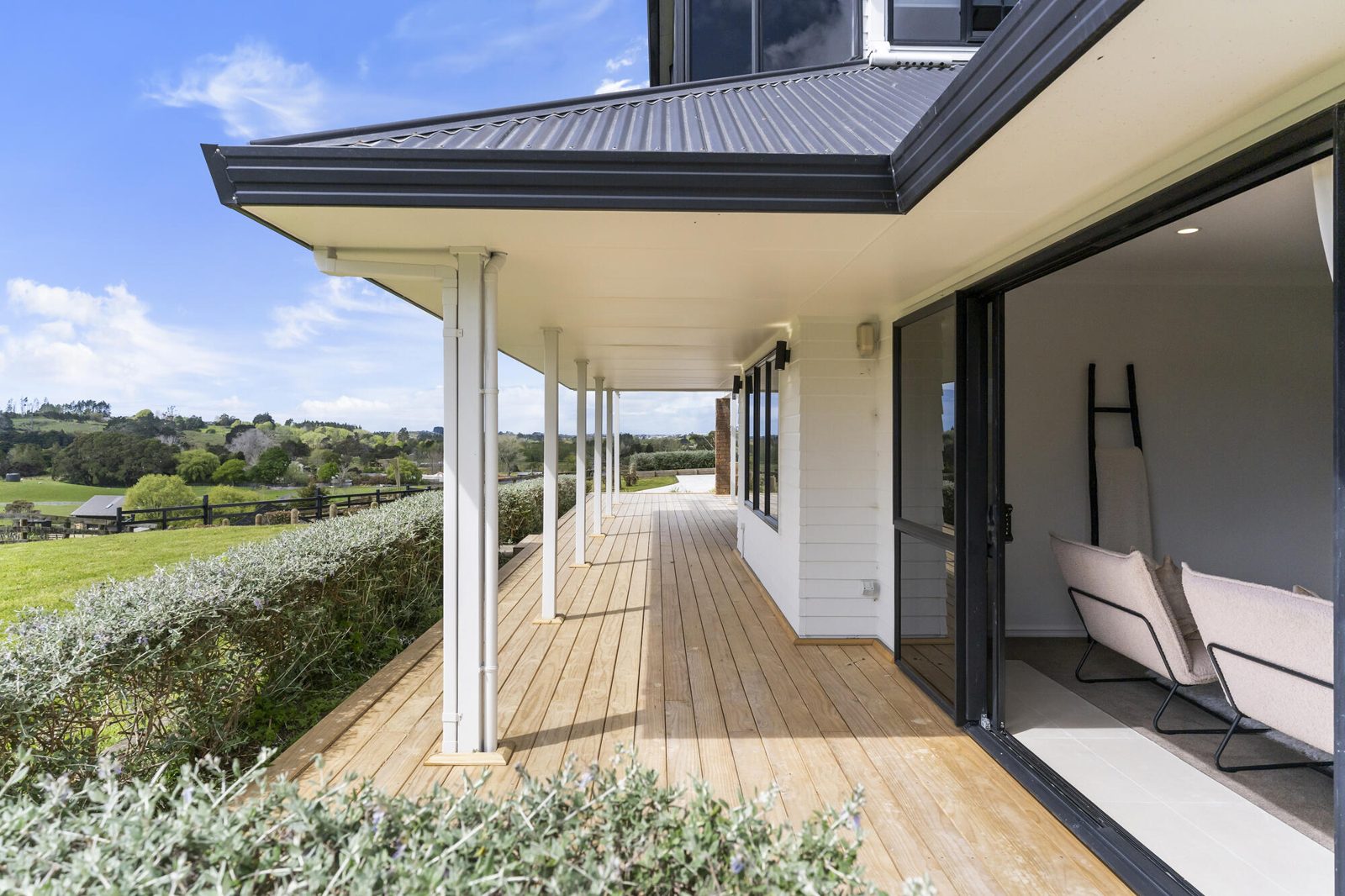 384 Pine Valley Road, Dairy Flat, photo 12