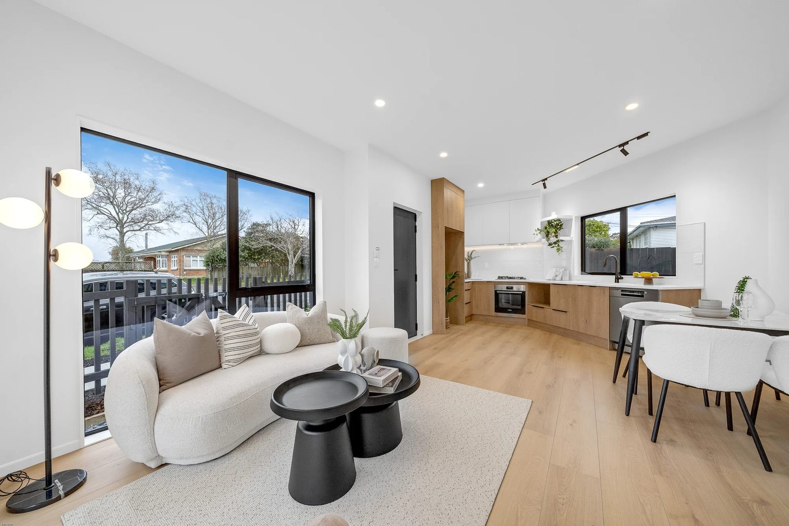 15B Astley Ave, New Lynn, photo 12