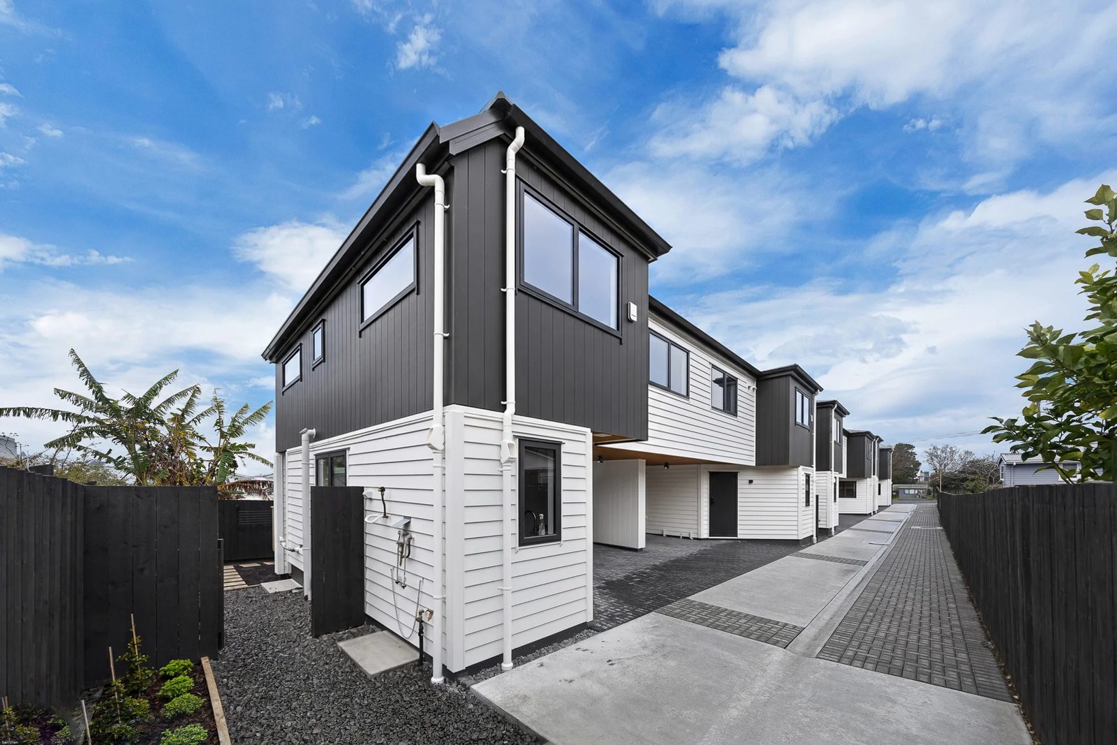 15B Astley Ave, New Lynn, photo 6