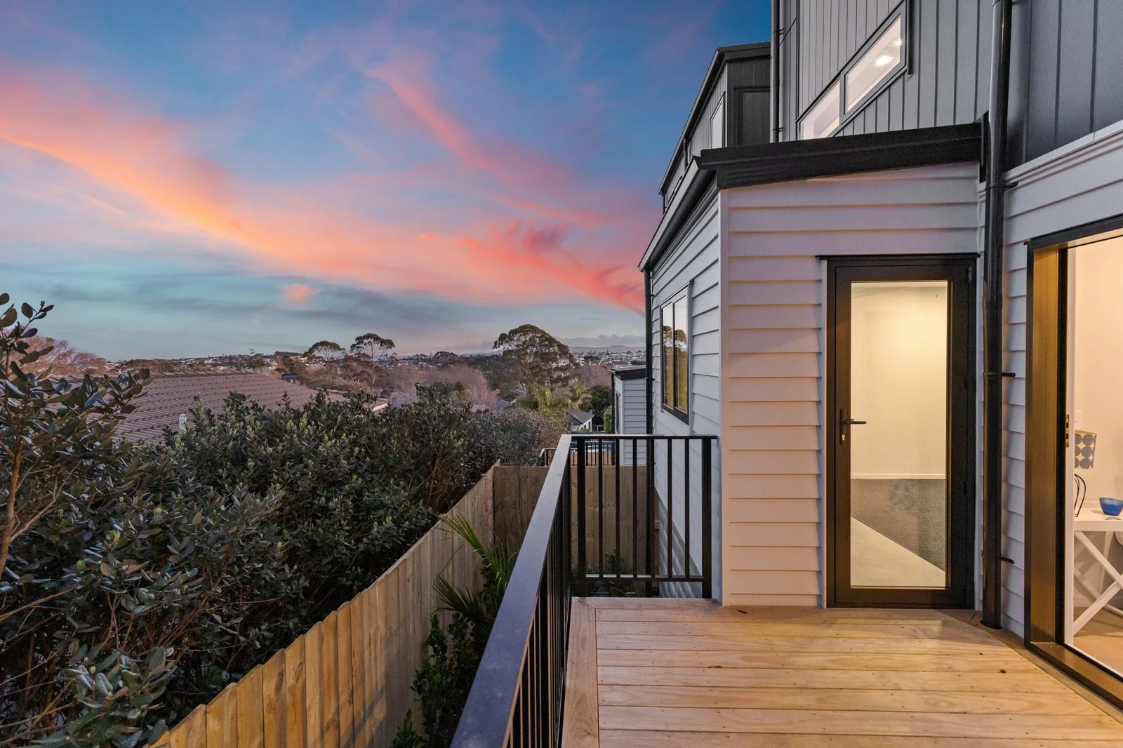 11A Fitzherbert Avenue, West Harbour, photo 5