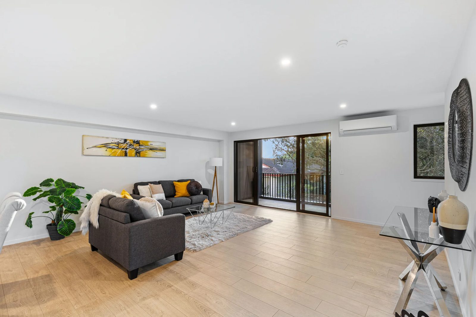 11A Fitzherbert Avenue, West Harbour, photo 7