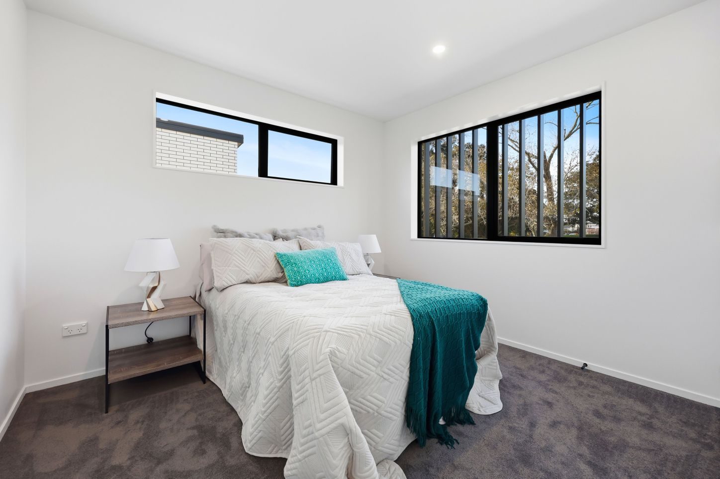 B&C/18 Sunnyhill Crescent, Sunnyhills, photo 4