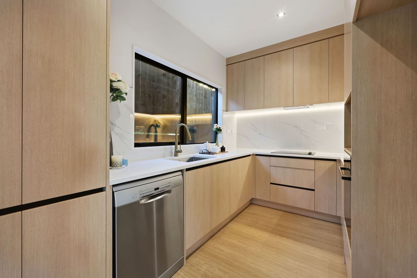 B&C/18 Sunnyhill Crescent, Sunnyhills, photo 9