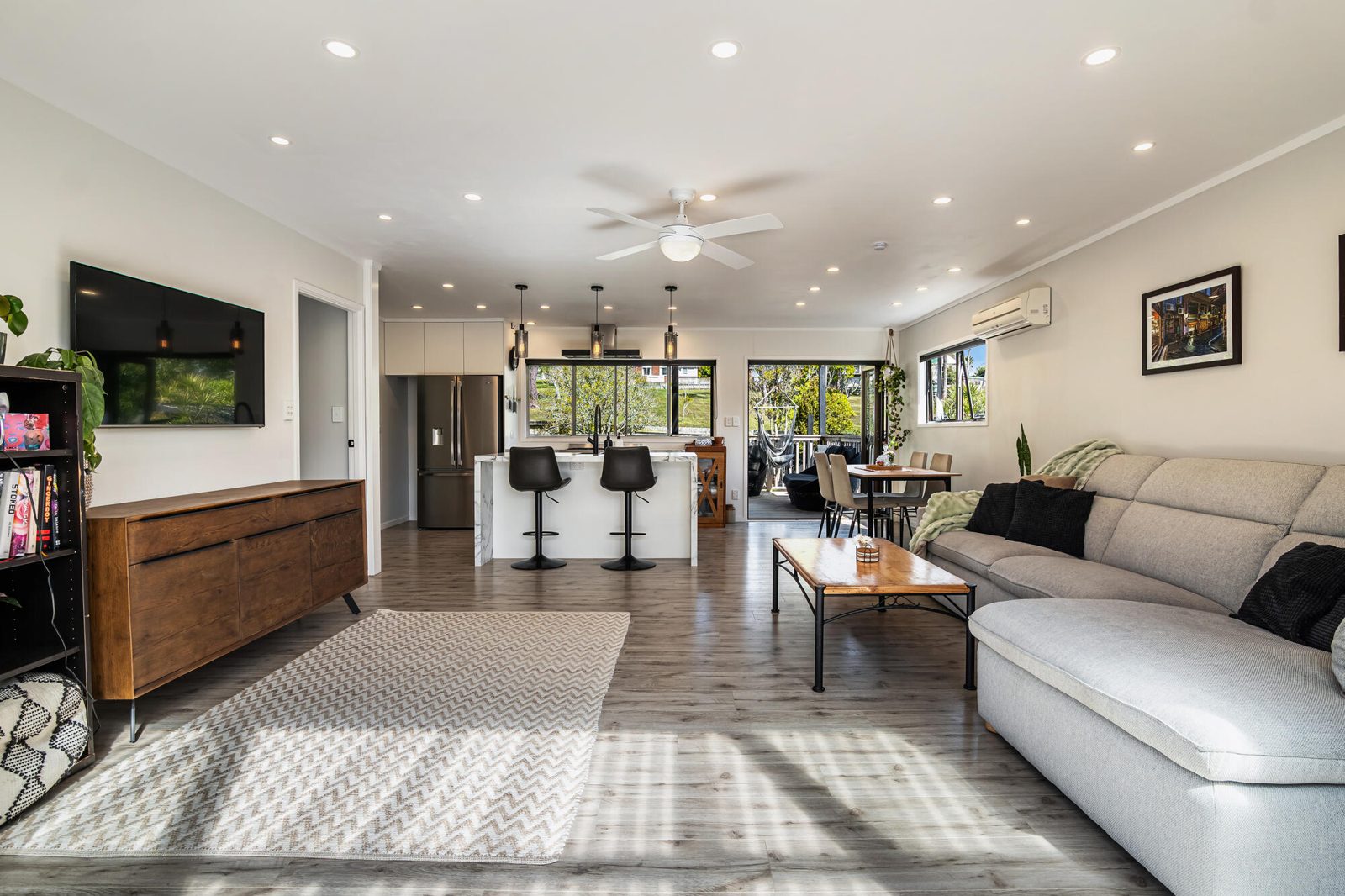 13 Brandon Road, Manly, photo 2