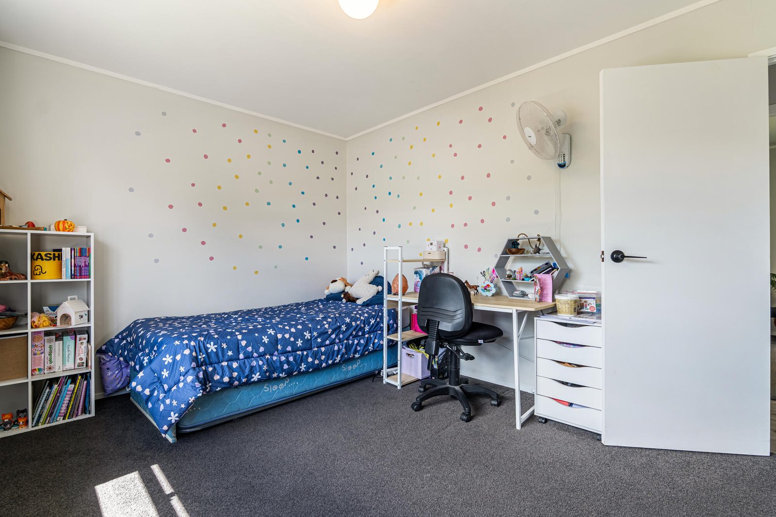 13 Brandon Road, Manly, photo 19