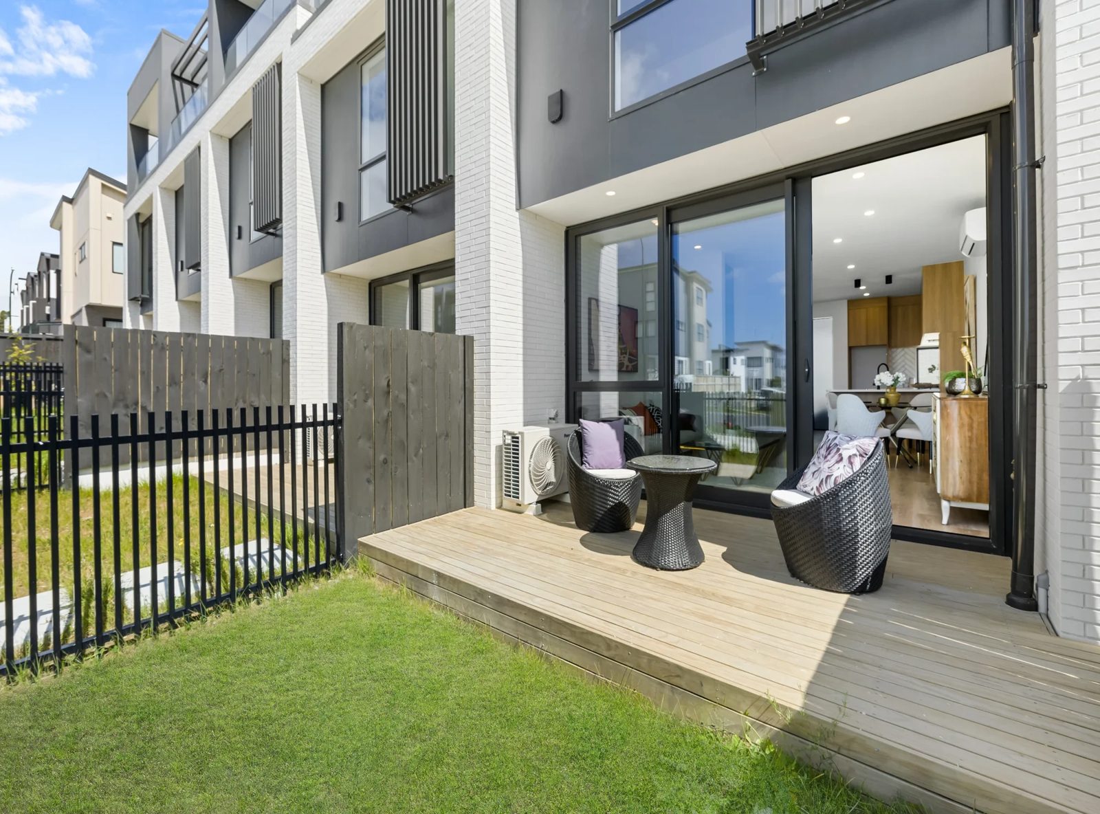 92a Whakatupu Road, Flat Bush, photo 2