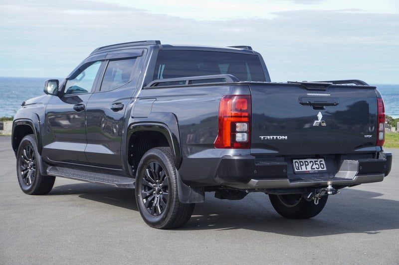 2024 Mitsubishi Triton VRX 4x4 auto, photo 3