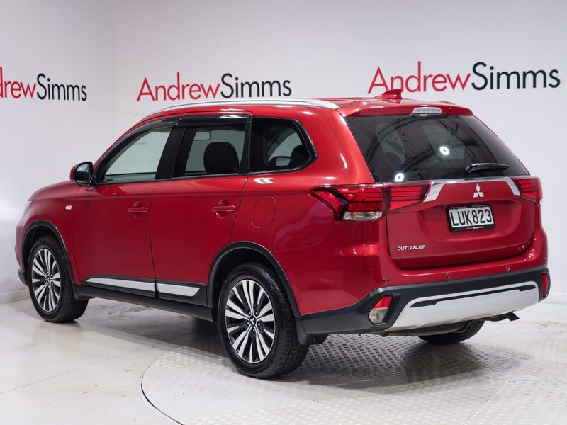 2019 Mitsubishi Outlander LS 7 Seater, photo 2